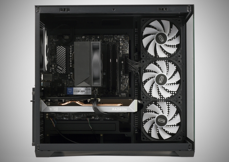 Хуанг набрал вес в Белом доме — глава Nvidia фактически стал главным советником Трампа по ИИ